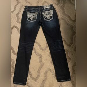 listing-status-banner